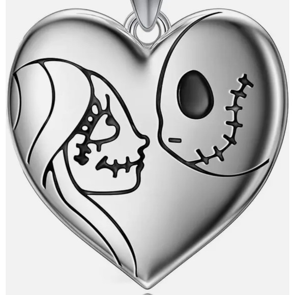 18k Nightmare Before Christmas Engraved Love Heart Necklace - Picture 8 of 10